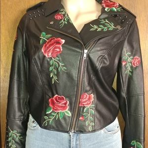 Beautiful Detailed (faux) Leather Coat